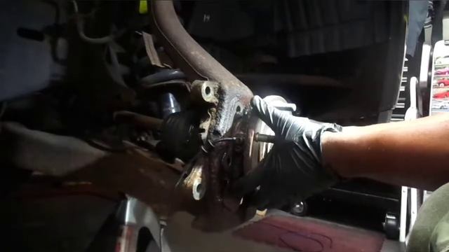 2005 Nissan Armada Front Wheel Hub Assembly Replacement