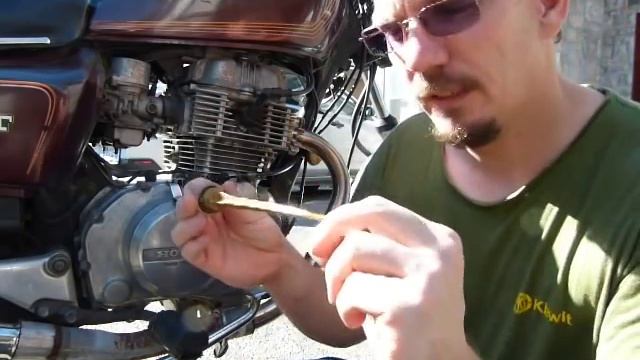 Check Engine Oil Using Dip Stick