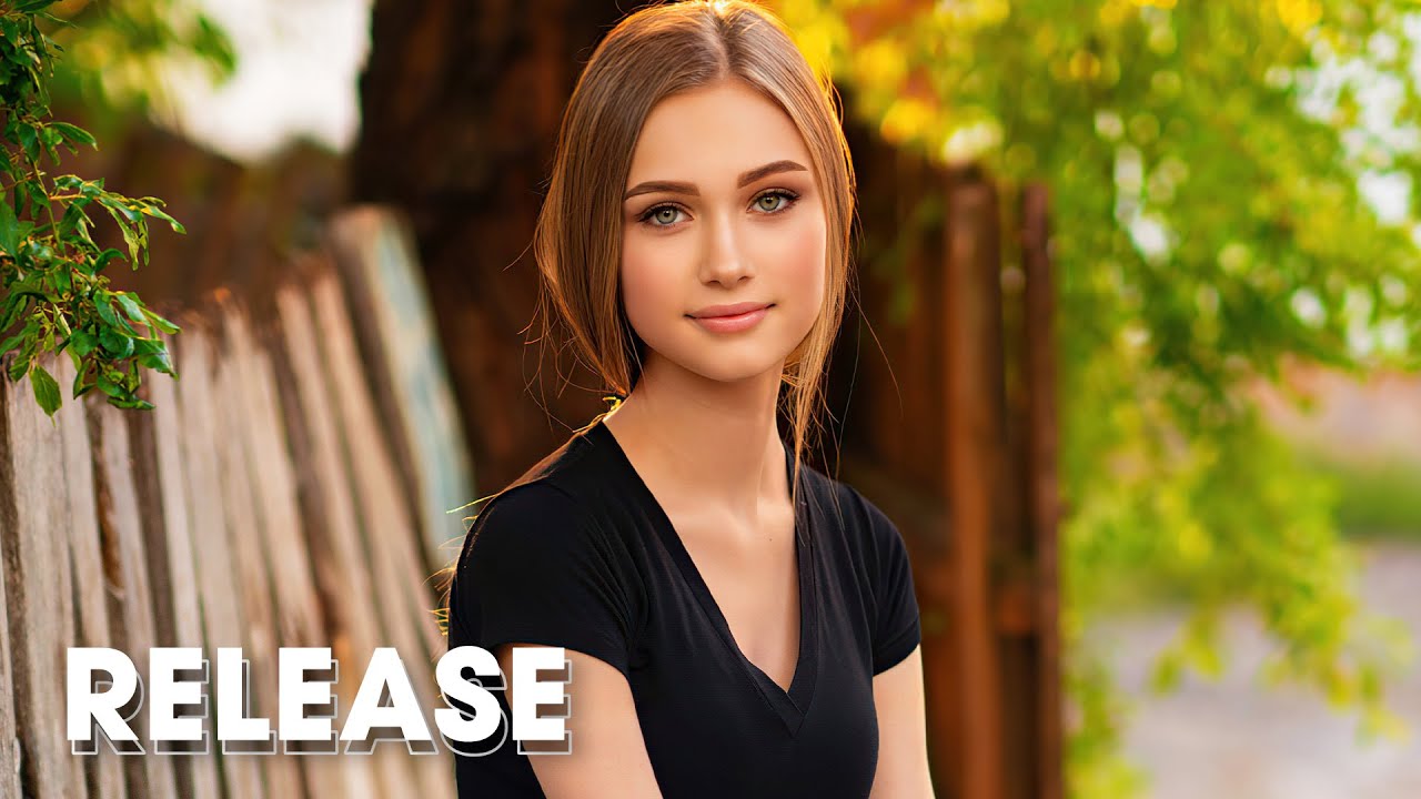 Cale, HALUNA - Hymn For The Weekend