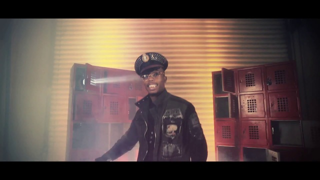 B.o.B - Strange Clouds Remix Feat. T.I. & Young Jeezy