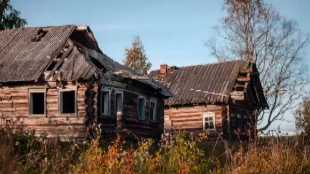 Велосипедист повстречал в лесу старушку из 18 века