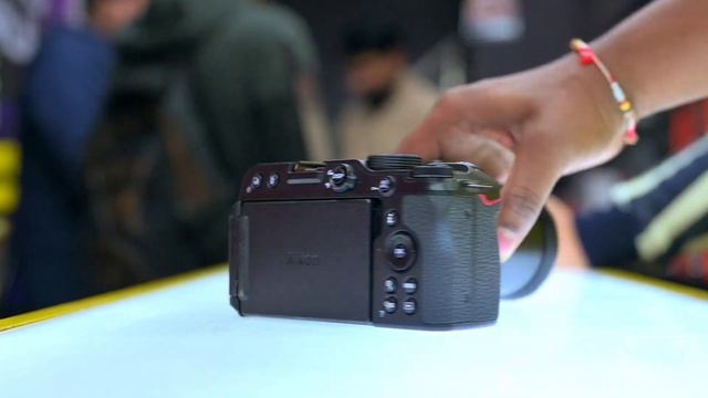 Nikon Z30 + Z18-140mm F/3.5-6.3 VR Review | Photography / Videography Semple