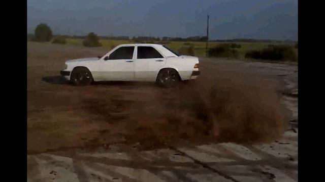 MERCEDES BENZ W201 1.8 DYYYYYB DYYYYYB !!!!