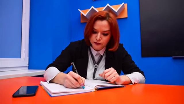 SVID_20240418_160210_1.mp4