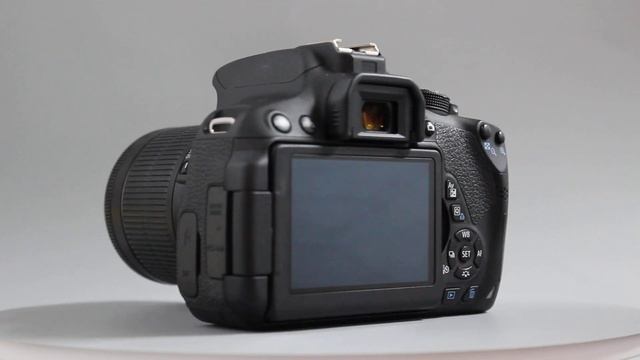 Фотоаппарат Canon 700D Kit 18-55 STM