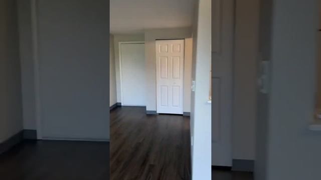 4-102 --- 1 Bedroom Flat With Balcony