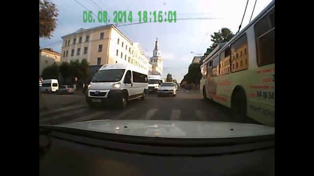 Выезд на перекресток за которым образовался затор