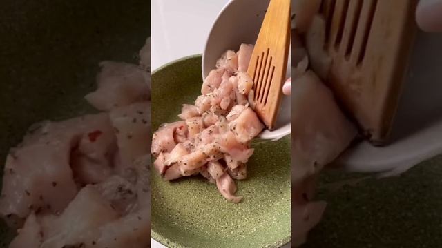 Паста со сливками и курочкой?