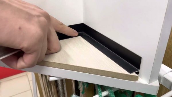 Микроплинтус SL16X25-001 16х25х2000мм Без покрытия