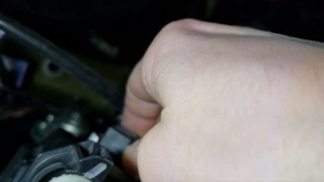 Subaru Legacy Fog Light Bulb Install