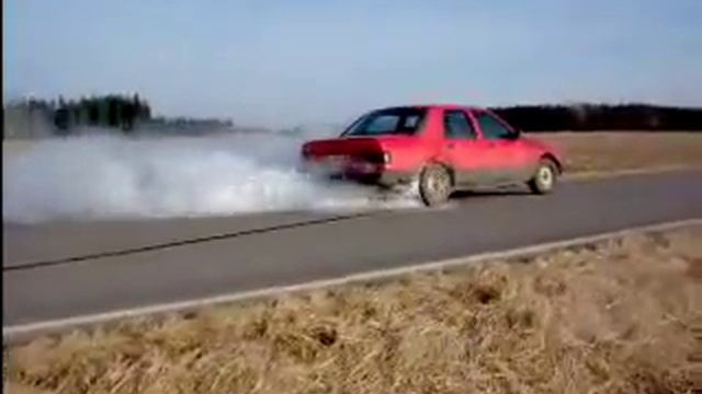'89 Ford Sierra Burnout