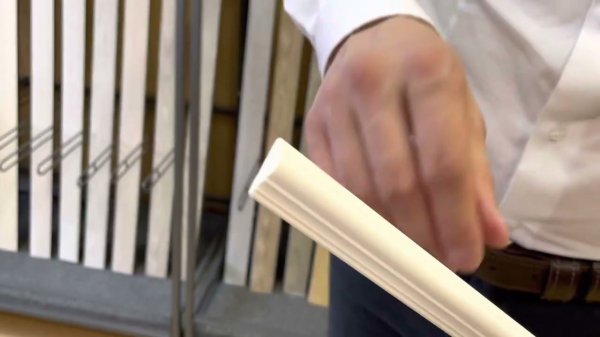 Молдинг из полистирола высокой плотности HI WOOD D32V1 32мм х 15мм х 2,0м.