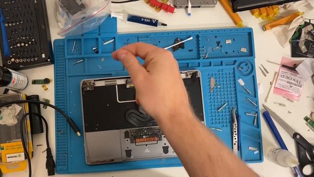 MacBook 12 2017 - Display Replacement SnapFix
