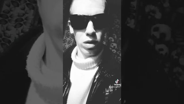 как показывает время в очередной раз всё проходит забывается постепенно что бы дать чему то новому