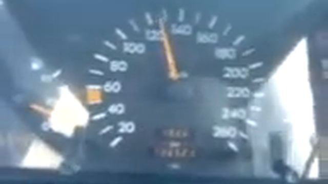 Mercedes C 280  Acceleration And Sound