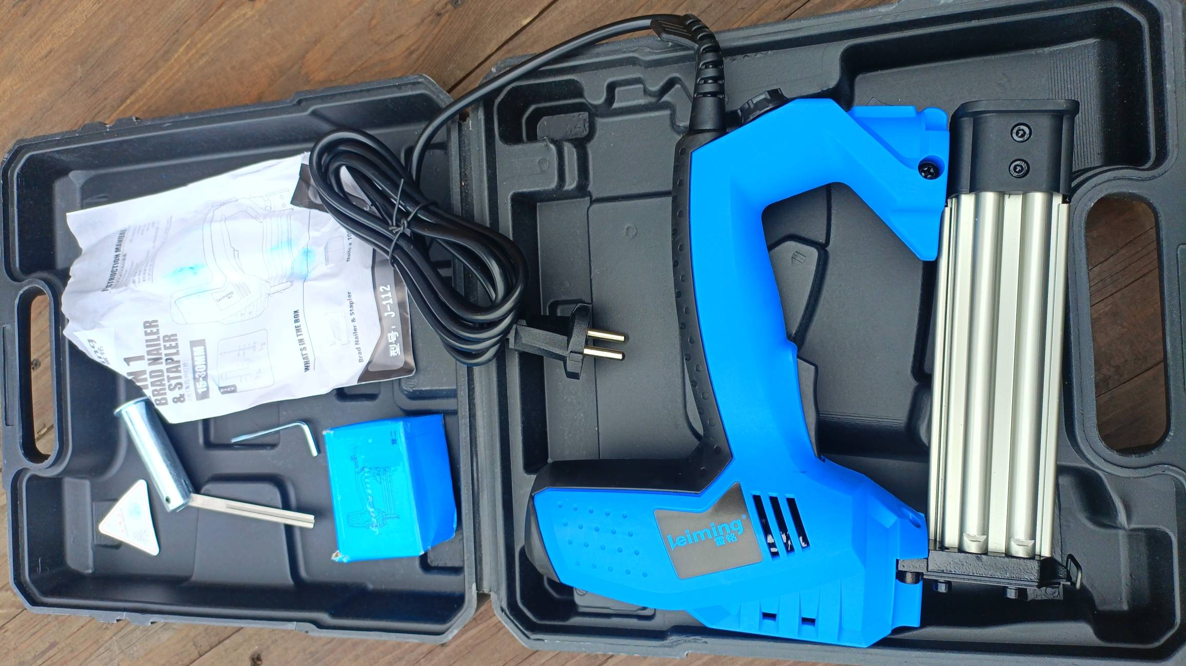 Гвоздезабивной пистолет + степлер Leiming