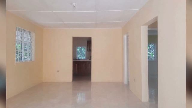 3 Bedrooms 2 Bathrooms, House For Sale At SHENTON, BOG WALK, St. Catherine, Jamaica