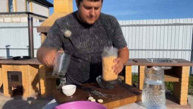 суп гороховый в казане на копченостях