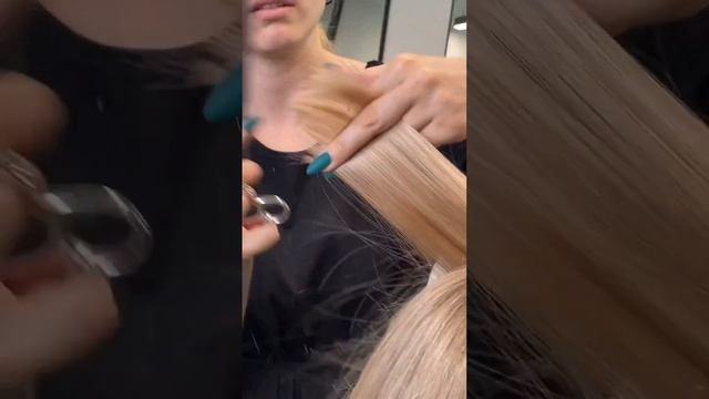 Глубокий пойтинг и нет проблем с укладкой #стрижки #воронеж #маникюр