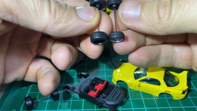 Інше. Розбираємо авто Mazda RX-7 від TimeMicro.