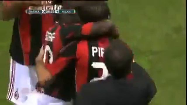 Чудо-гол Пирло в ворота Пармы