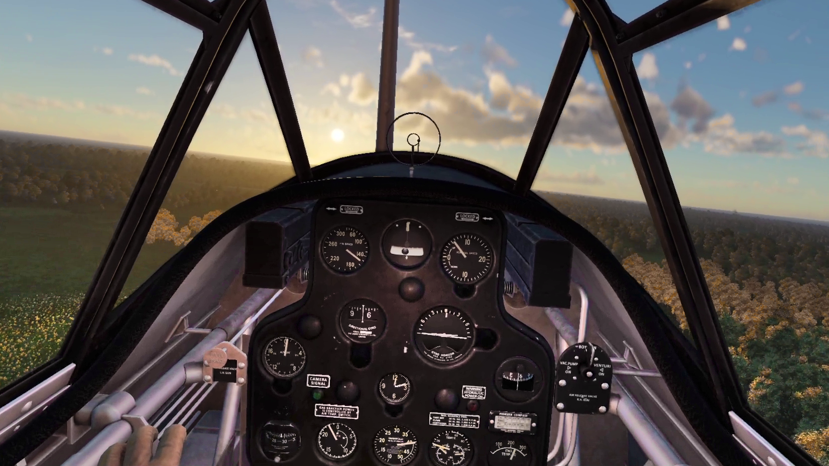 Бой на австралийском ударном самолете Wirraway в VR шлеме в War Thunder.