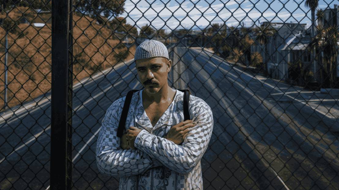 Весёлый хасан под французскую классику 2000-х