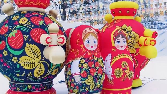 Уличные декорации на Масленицу - Самовары и Матрешки Хохлома