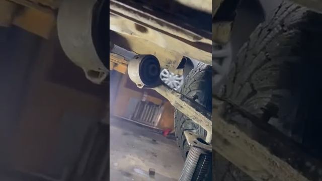 Замена сайлентблоков и сальников