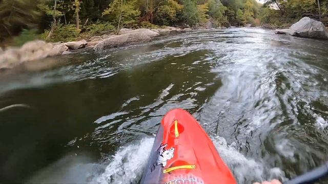 Lord Of The Fork: Russell Fork River Race Lap-Pyranha Kayaks Scorch Small