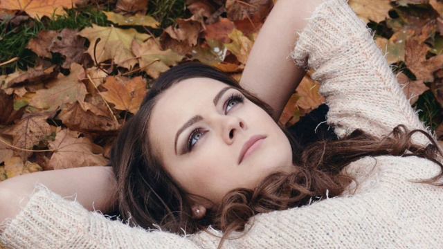 Нам всегда чего-то в жизни не хватает...