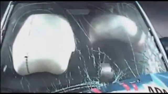 Crash Test Suzuki Splash 2008