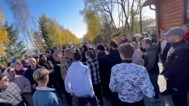 ❗️ Верующие приехали защитить Банченский монастырь