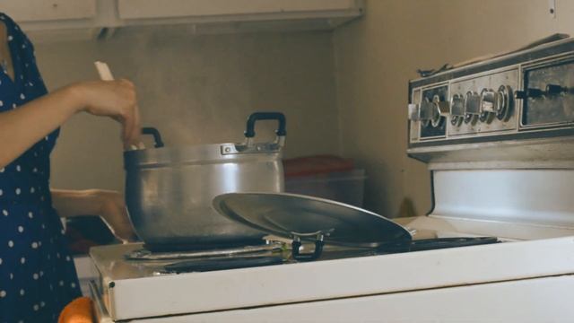 COOKING CAMPSIS RADICANS LEAVES - SENG HLA PHI || SIU FAMILY VLOG