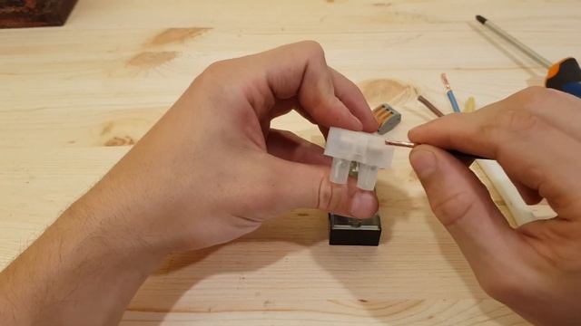 Как соединить силовой кабель множильный и одножильный