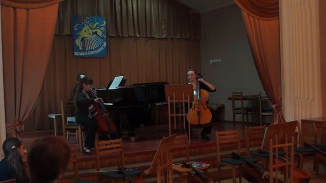 Выступление учеников и учителей, муз школы №11(часть 2)