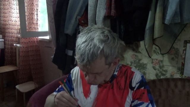 обжор мукбанг пельмени рыбные и помидорка