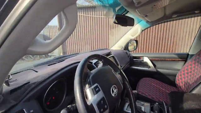 Toyota Land Cruiser 200,,,  Замена Орегинальный  Камеры заднего вида, отличная Картинка