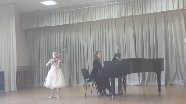 Недбало Соломия ,,Интродукция и Рондо