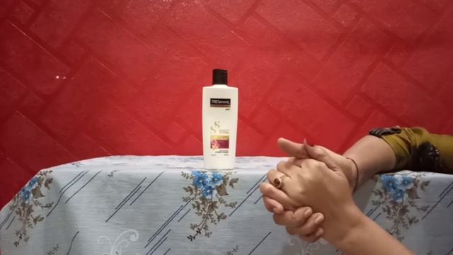 Tresemme Smooth & Shine Pro Collection Conditioner Review || With Vitamin H & Silk Protein