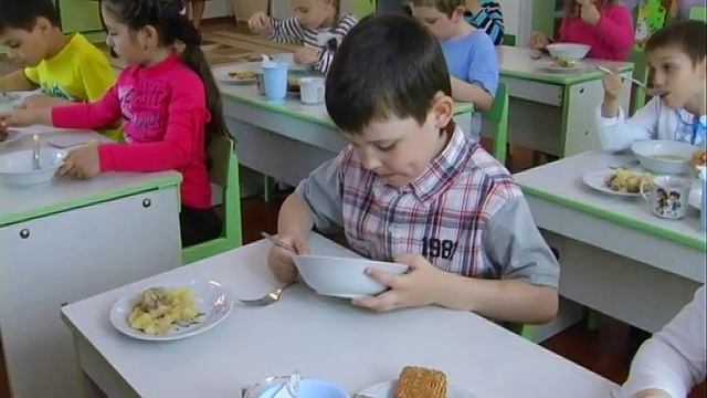 Пришло время подкрепиться | Один день из жизни детского сада