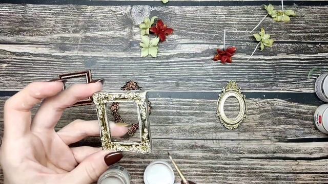 Как окрашивать пластиковые фигурки / Пластиковые рамки для скрапбукинга / Мастер-класс