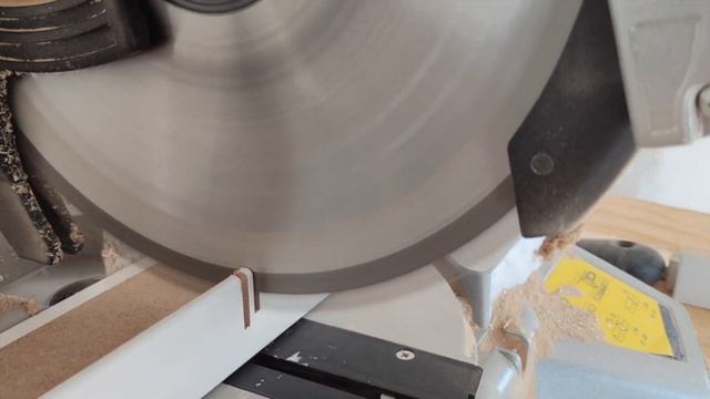 Cómo Instalar Una Puerta Interior Lucerna Plus | LEROY MERLIN