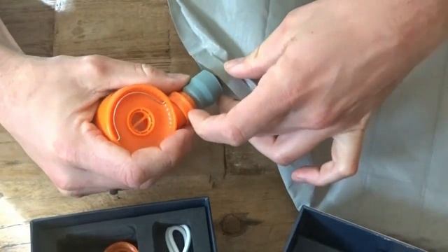 Tired of the inflation bag? Get a battery pump! Flextail gear max pump 2: powerbank, lamp, vacuum.