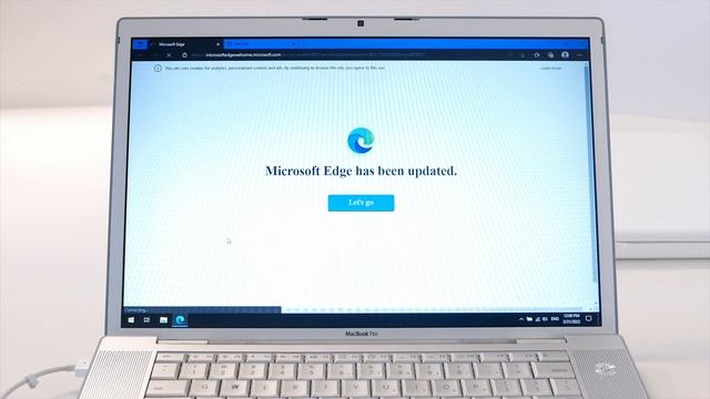 Windows 10 Running On Old Macbook 2009 And Macbook Pro 2006