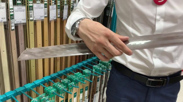 Порог одноуровневый ПС 18.900.01л Серебро