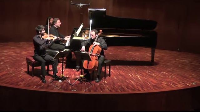 Wiener Klaviertrio - Vienna Piano Trio - Trio De Viena , Schubert D898 Allegro Moderato