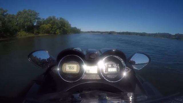 Yamaha FZR SVHO 81MPH