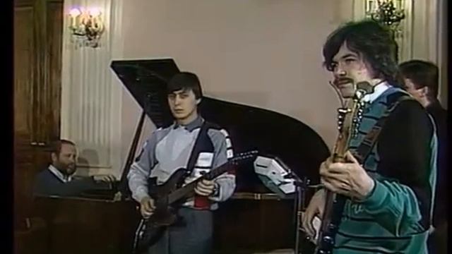 6125f582aea35432e9b2b1ab4403e973