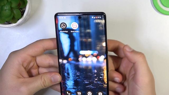 Как сдлать скриншот на устройстве Google Pixel 7 Pro / Сделать снимок экрана на Google Pixel 7 Pro
